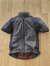 Airbag Weste in@motion on Held